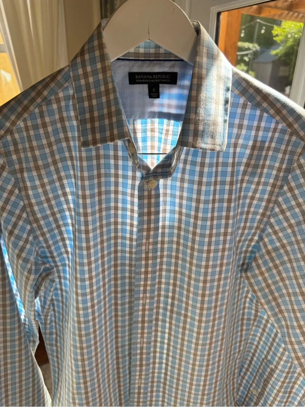Banana Republic Blue and Brown Plaid Casual Button-Down Shirt Small Non Iron